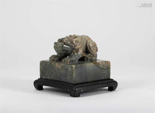 Qing Dynasty Jade Beast Button Print