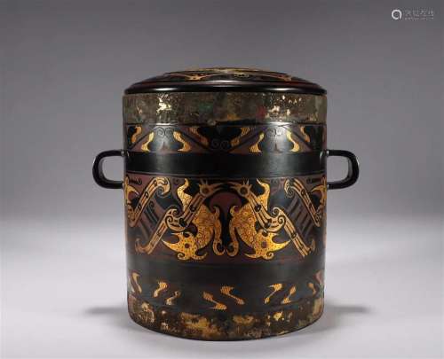 Bronze painted lacquer box of the Warring States period