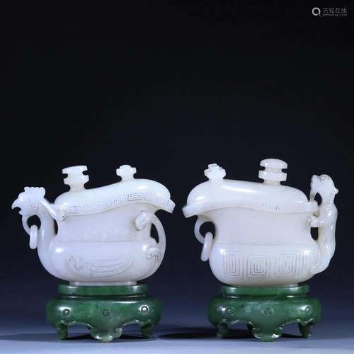 Qing Dynasty white jade cup