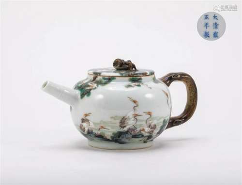 Qing Dynasty pastel pot