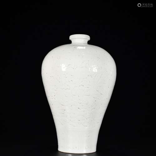 Sweet white glazed carved peony flower grain mei bottle44 cm...