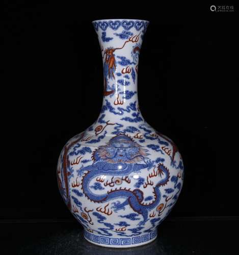 Blue and white alum red dragon grain bottle size 39 * 24 cm