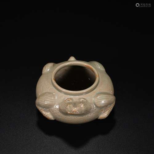 Five dynasties and the secret color the kiln celadon frog wa...