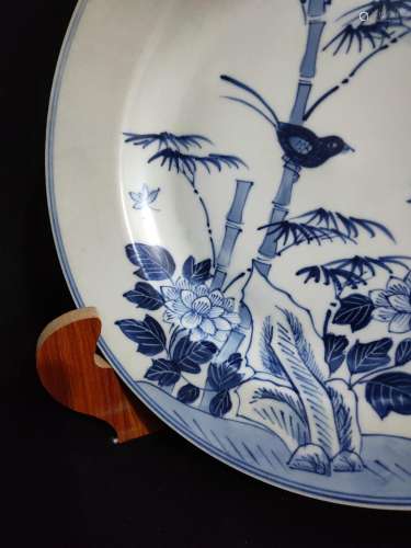 Blue and white hand, flowers and birds plate.2.5 CM high, di...