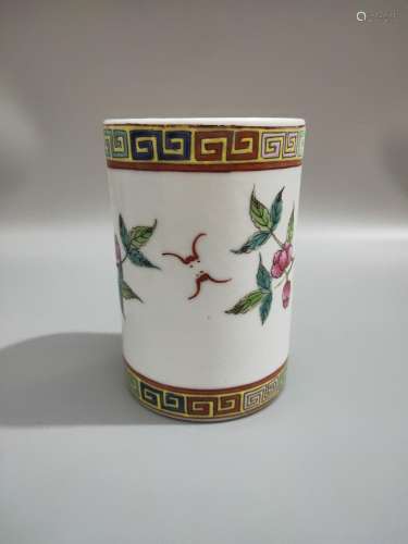 , pastel hand-painted, peach pen container.11.3 CM high, dia...