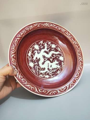 , the red hand-cut, dragon compote.28 cm high 8 cm, diameter...