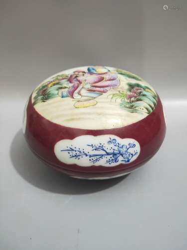 Pastel hand-painted, powder compact.10 CM high, 16.5 CM in d...