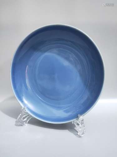 , the blue glaze plate.4.5 CM high, diameter 22.5 CM, bottom...