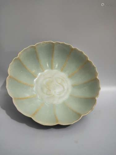 The acquisition of a line, your kiln lotus-shaped bowl.6.5 C...