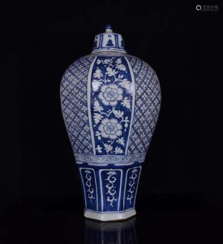 Blue and white geometric flower grain Fang Mei bottle;48 x27...