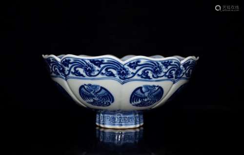 Blue and white nine chicken lace bowl;9.5 x20;8570041760 FFG