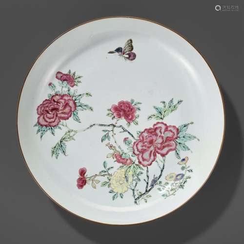 A LARGE FAMILLE ROSE ‘FLOWERS AND BUTTERFLY’ DISH, YONGZHENG...