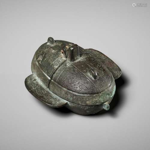 AN OVAL BRONZE FOLDING OIL LAMP, DENG, HAN DYNASTY