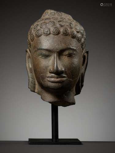 A SANDSTONE HEAD OF BUDDHA SHAKYAMUNI, MON-DVARAVATI PERIOD