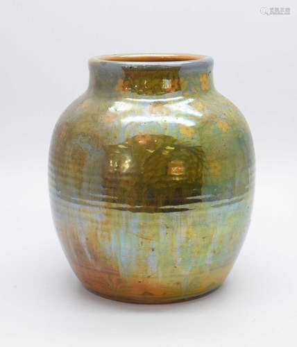 Pilkington Royal Lancastrian lustre vase by Richard Joyce