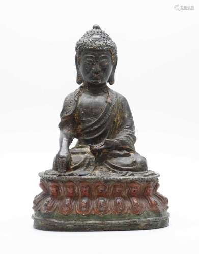 Chinese or Tibetan bronze figure of the Buddha Shakyamuni