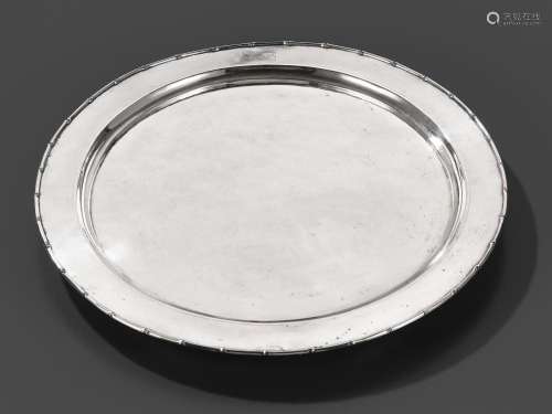 A LARGE SILVER TRAY, HUNG CHONG & CO., LATE QING DYNASTY...