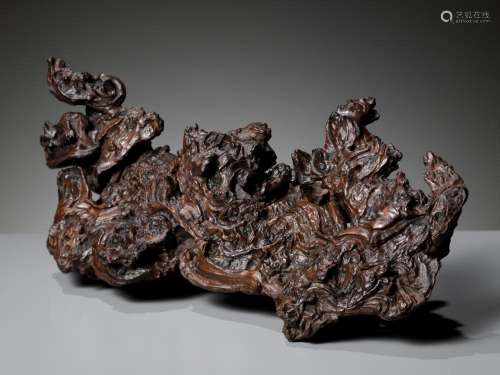 A LACQUERED ROOT WOOD BRUSHREST, LATE MING - EARLY QING DYNA...