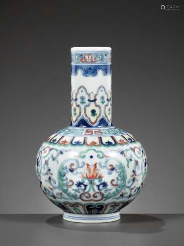 A DOUCAI BOTTLE VASE, LATE QING DYNASTY TO EARLY REPUBLIC PE...