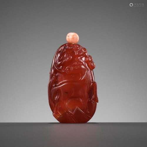 A ‘DEER AND HORSE’ CARNELIAN SNUFF BOTTLE, QING DYNASTY