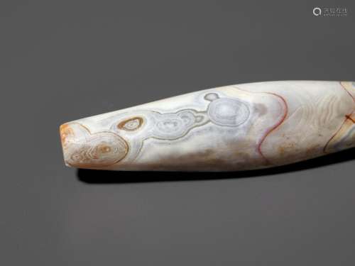 A LARGE BACTRIAN BANDED AGATE BEAD, LATE 3RD TO EARLY 2ND MI...