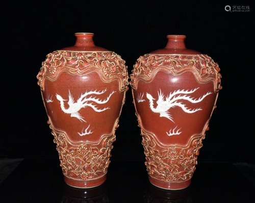 Generation of red glaze white dragons and phoenixes carved l...