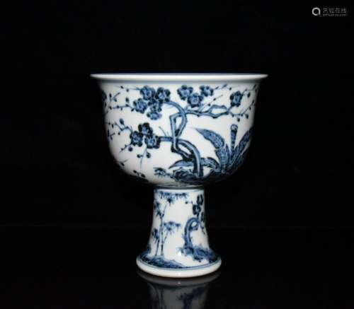Blue and white shochiku mei goblet x15.3 17.2 cm, 1800