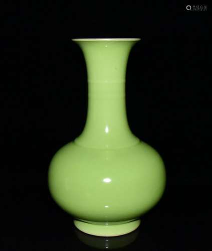 Apple green glaze of the reward bottle x18.5 30.5 900 cm