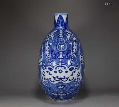 Blue and white jixiangruyi facebook grain heap carving anima...