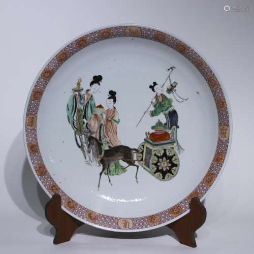 A Wu cai 'figure' dish