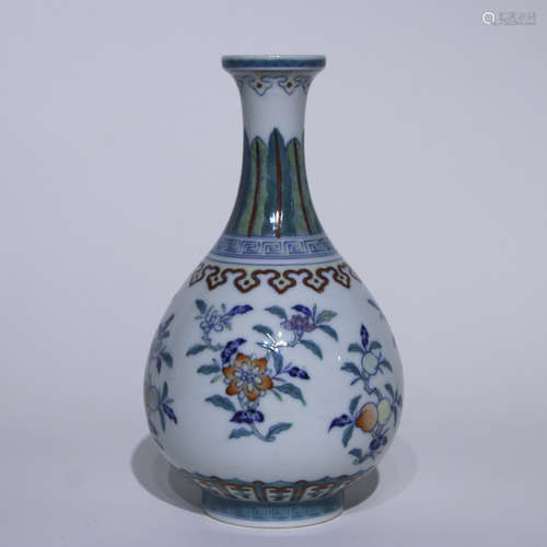 A DouCai 'floral' pear-shaped vase