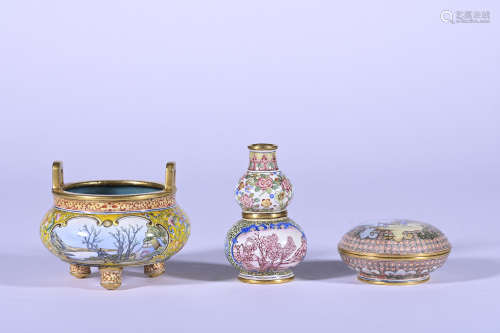 A set of enamel censer,vase and box