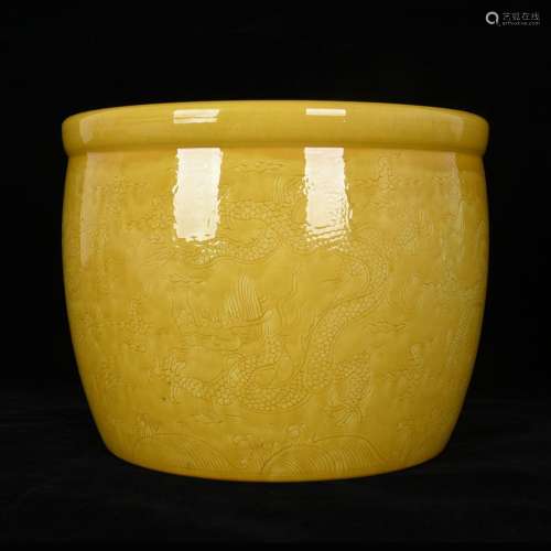 Hongzhi chicken oil yellow glaze carving wulong lines cylind...