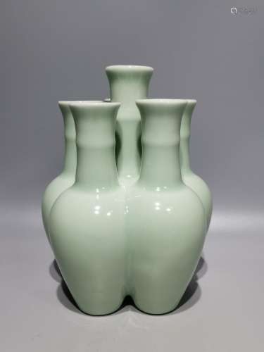 Six tube bottle, pea green glaze, high: 18 cm, width: 14.5 c...