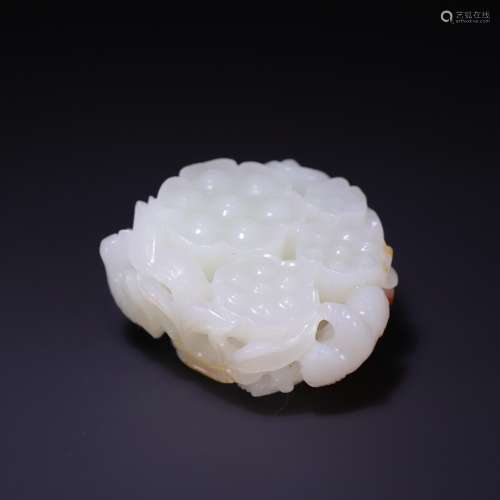 Hetian jade lotus carved pieces, size: 5.8 * * * * 5.5 3.4 c...