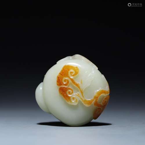 Hetian jade, all the best 5 cm long and 5.2 cm wide 2.3 cm t...