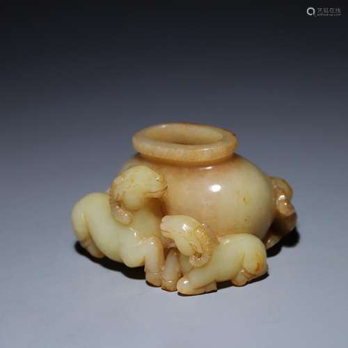 Three Yang kaitai, hetian jade water jar is 7.3 cm long and ...