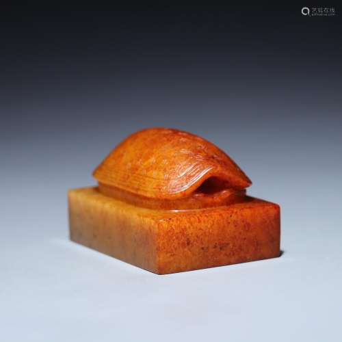 , hetian jade turtle long and 6.4 cm wide and 4.4 centimeter...