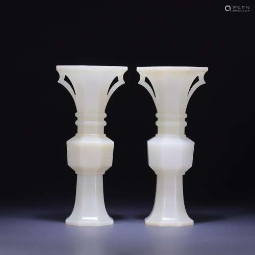 , hotan lorraine vase with a pair of it, size: 17.3 * 7.7 cm...