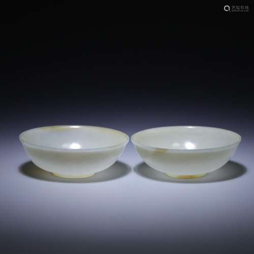 , hetian jade bowl a pair, size: 10 cm in diameter, 3.1 cm h...