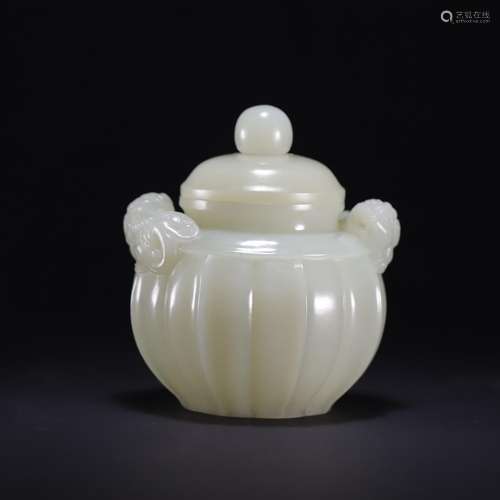 And hetian jade double lion ear cover furnace, size: 10.1 * ...