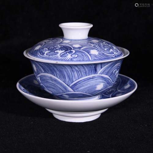 Blue and white wavy lines only accommodate three tureen cups...
