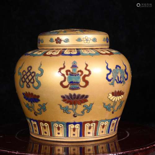 Twelve years big chenghua GNC palace Wan Guifei jindi enamel...