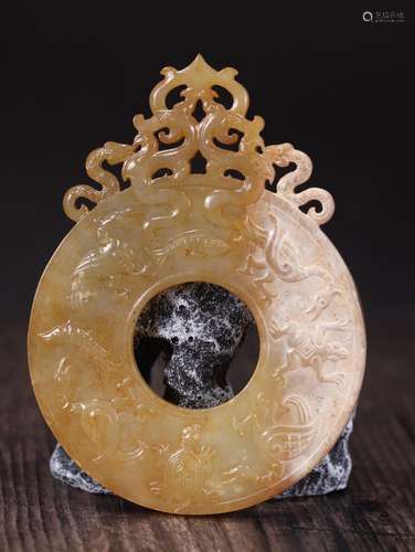 Ancient jade jade wall god beast, specifications: 11 cm high...