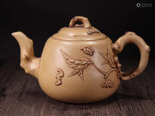 Celebrity period of mud bats offer the life of the teapot.Sp...