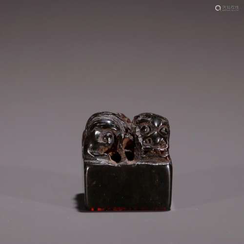 Amber, beast button seal.Specification: high 2.8 2.7 2.6 cm ...
