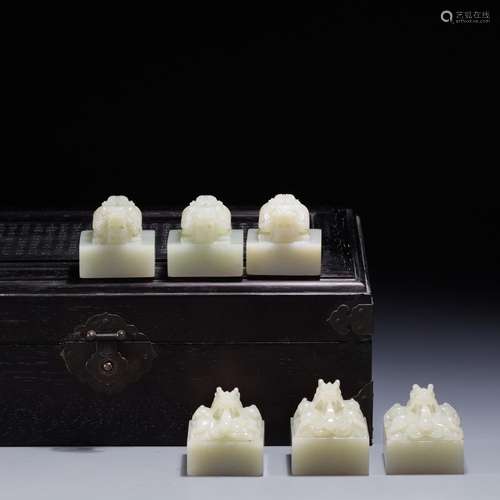 Hetian jade a seal.Seal of six pieces. Size, respectively1:4...