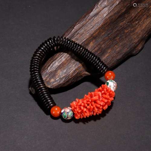 Coral with hand type string.Specification: X3.7 bead diamete...