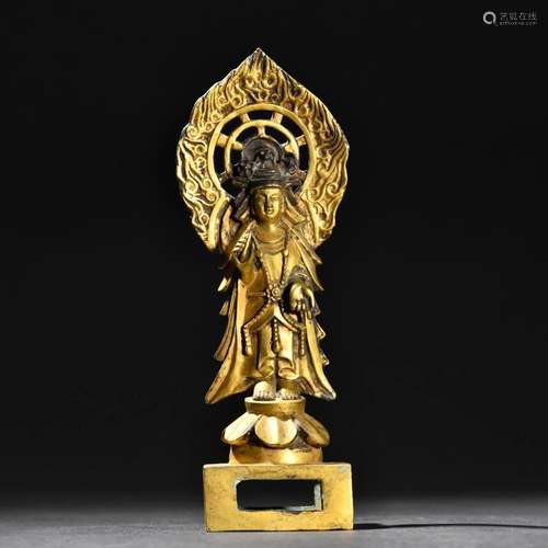 A Fine Gilt-bronze Figure of Guanyin