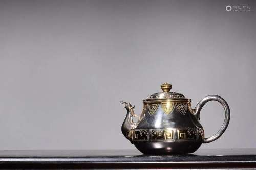 CHINESE SILVER TEAPOT WITH 'BEAST' SPOUT